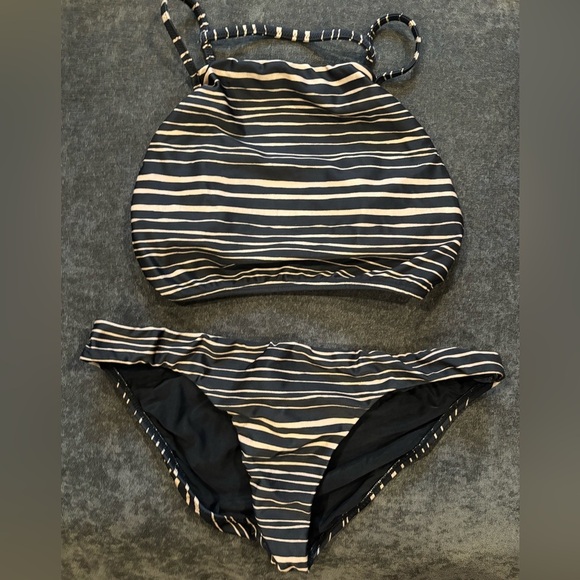 Striped Black and Cream Bikini Set - Picture 1 of 2